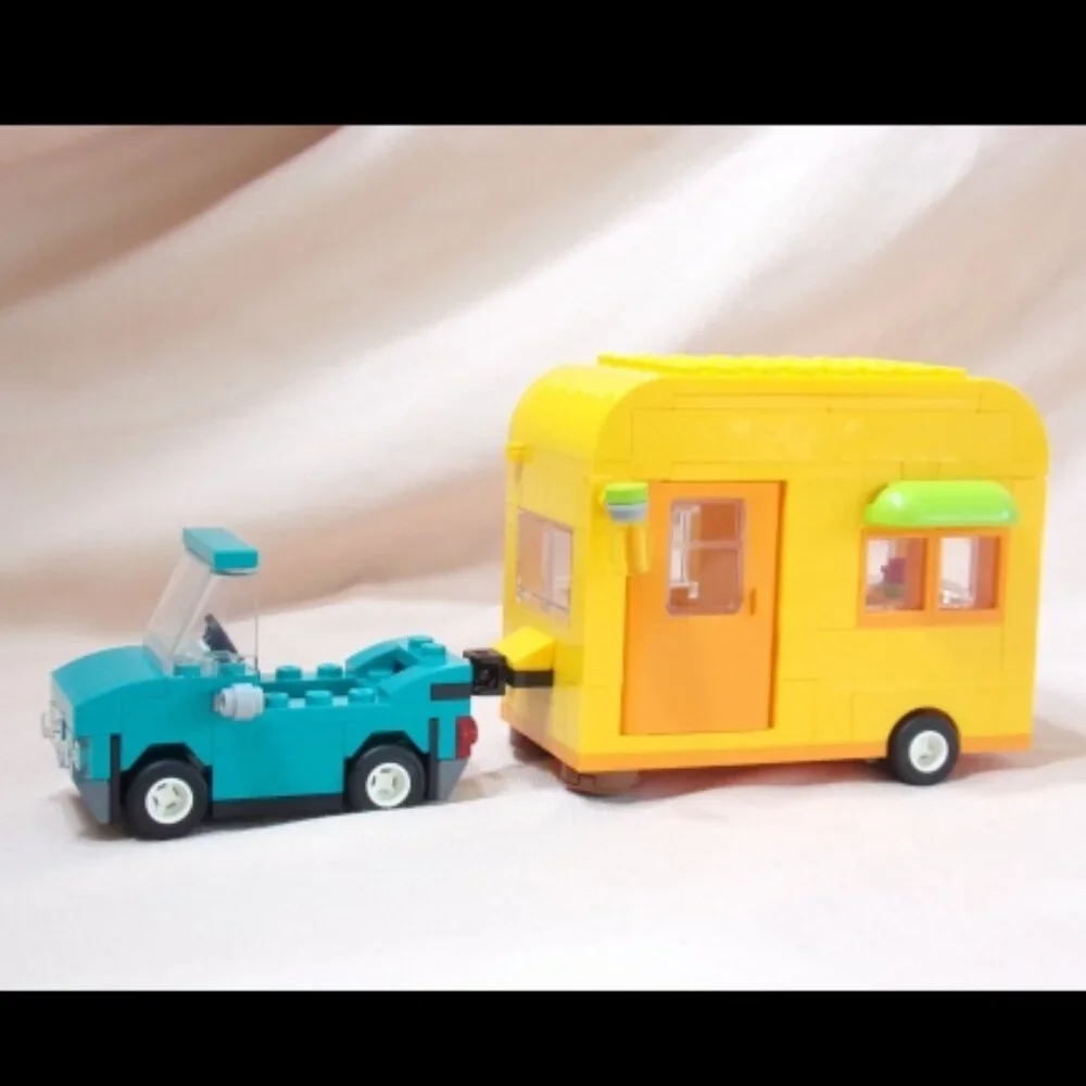 LEGO Animal Crossing 77054 Leif's Car & Live in Garden Trailer & Manual No Minis